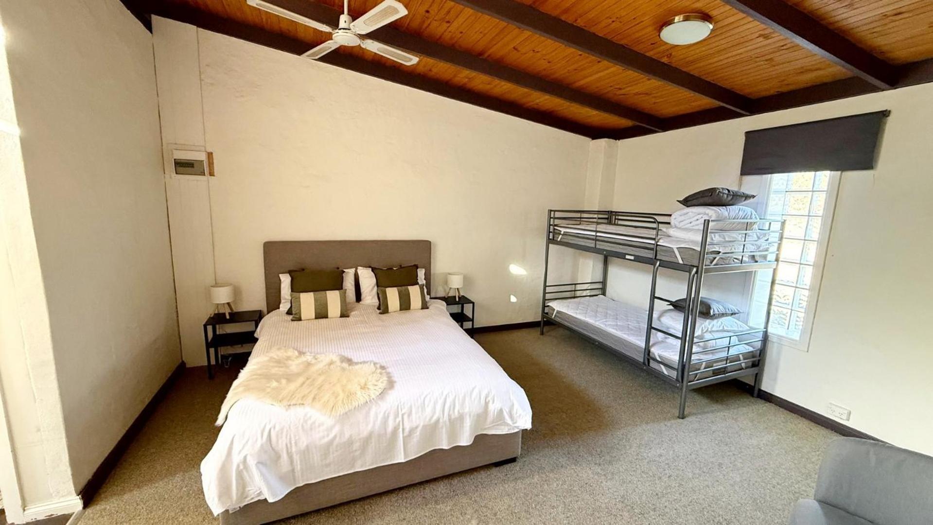Colonial Motel Omeo Esterno foto